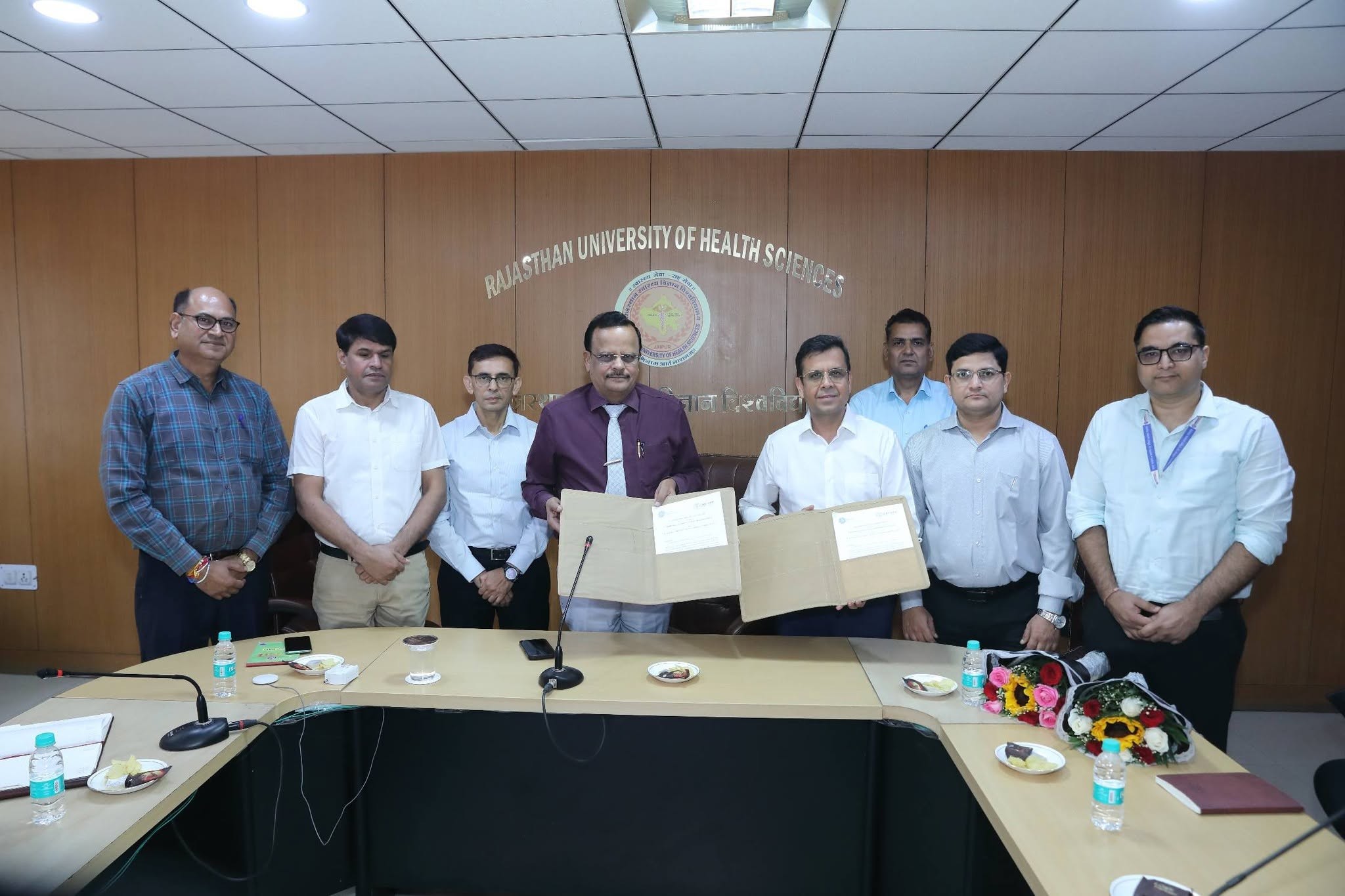 MoU signed with Rajasthan University of Health Sciences (RUHS) / राजस्थान स्वास्थ्य विज्ञान विश्वविद्यालय (आरयूएचएस) के साथ समझौता ज्ञापन पर हस्ताक्षर किए गए।